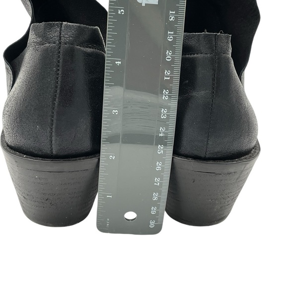 Kelsi Dagger Women's Brooklyn Kenmare Almond Toe Ankle Booties - Picture 9 of 9